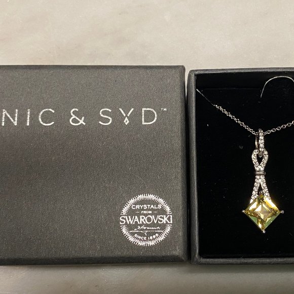 Nic & Syd necklace with swarovski crystals NWT - Picture 1 of 1